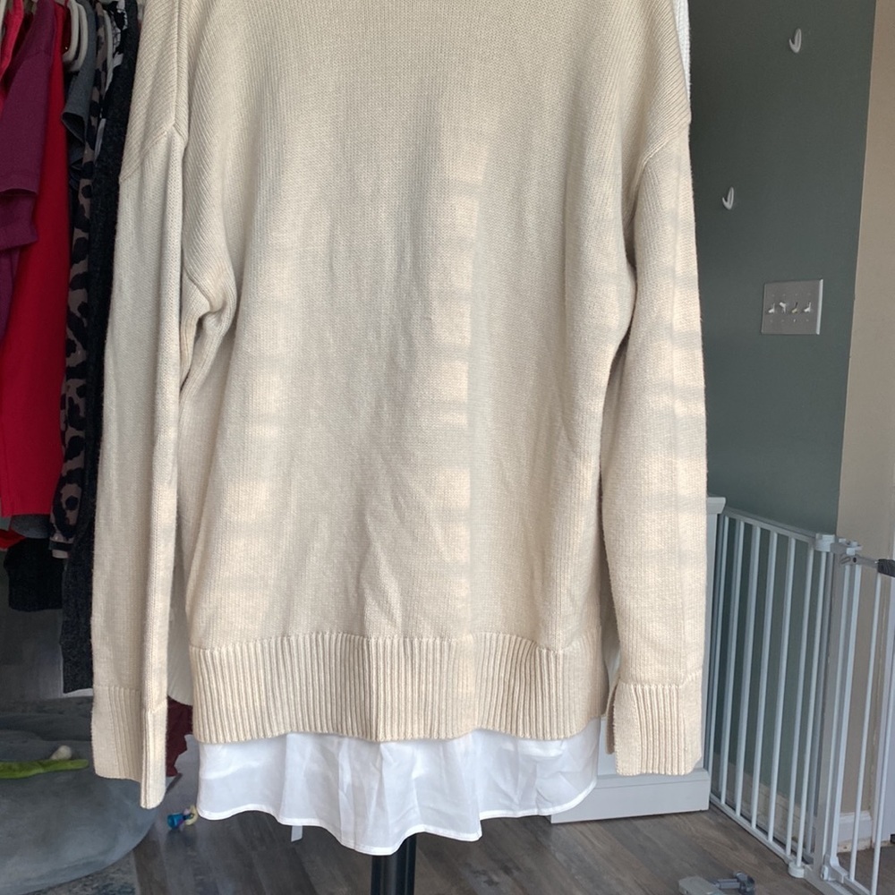 Simply Vera Wang Sweater. Size XL - Picture 5 of 5